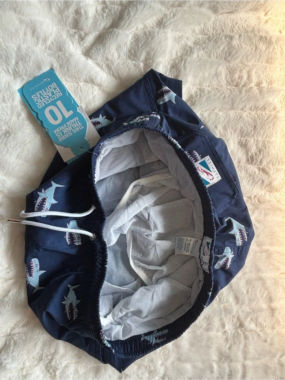 NWT Bermies SHARK ALLEY 4